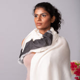Zig Zag Patterned Pashmina - White : Black