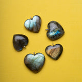 OMVAI : "HEART" Healing Pendant : Labradorite