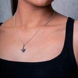 OMVAI : "I Love You" in Sign Language Pendant - Silver Plating